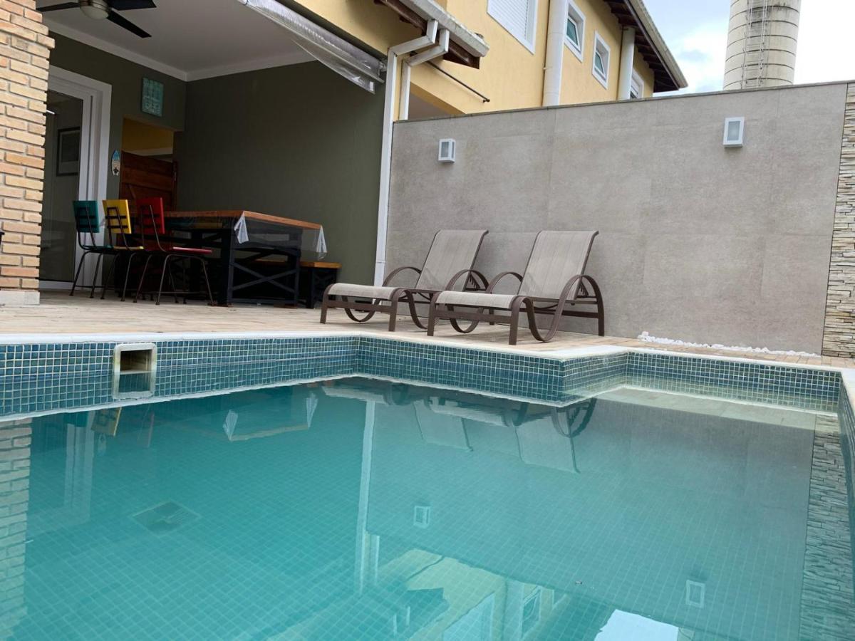 Casa em condomínio fechado, com piscina privativa em Juquehy São Sebastião Exterior foto