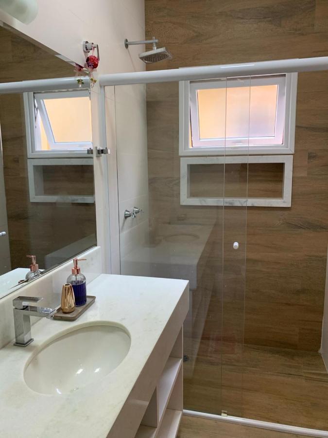 Casa em condomínio fechado, com piscina privativa em Juquehy São Sebastião Exterior foto