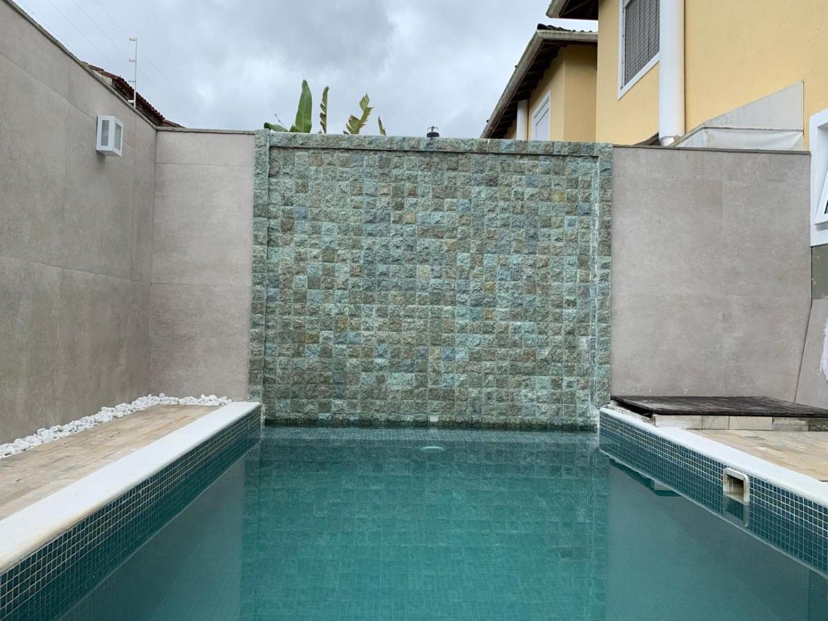 Casa em condomínio fechado, com piscina privativa em Juquehy São Sebastião Exterior foto