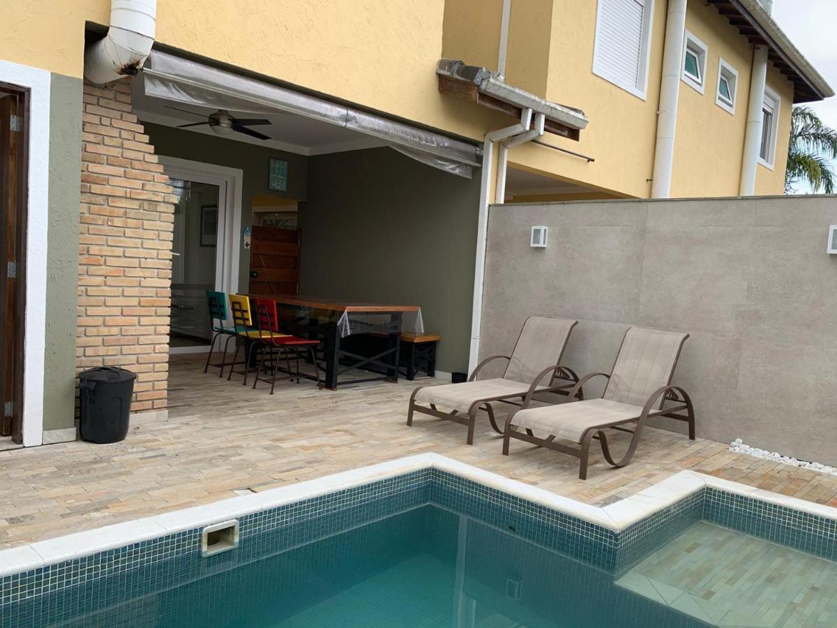 Casa em condomínio fechado, com piscina privativa em Juquehy São Sebastião Exterior foto